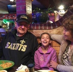 Meet your Posher, Dewey